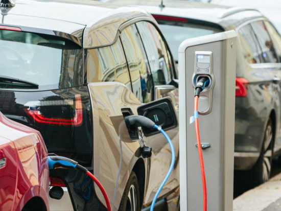 electric-cars-1100x413