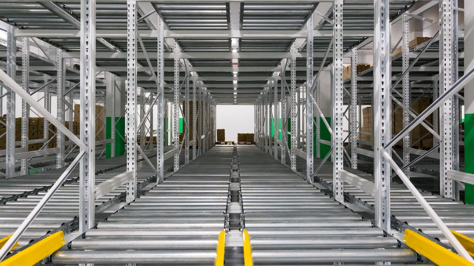 City farm warehouse built on the principle of FIFO