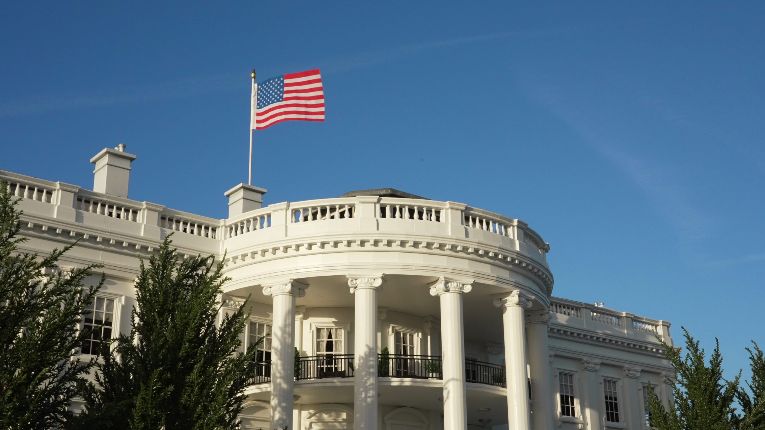 The White House in Washington DC, USA, South front Portico.Workplace of the president of the United States.